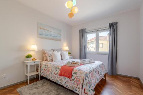 HostWise - Bright & Spacious Flat w/ Garage, Porto (foto 2)