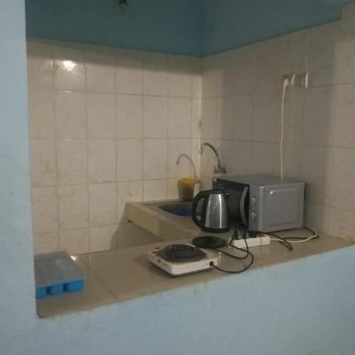 One-Bedroom Apartment image 1