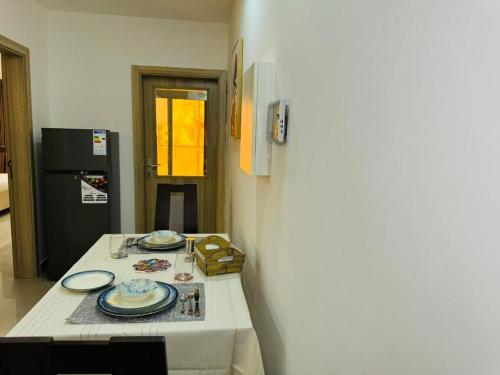 One-Bedroom Apartment image 10
