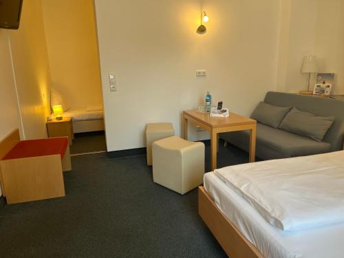 AKZENT Hotel Schranne - Tap to explore photos