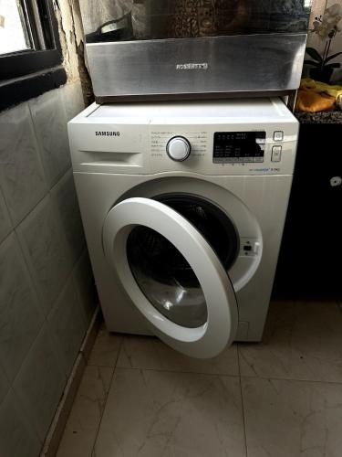 Family apt on the beach in Kiryat Yam