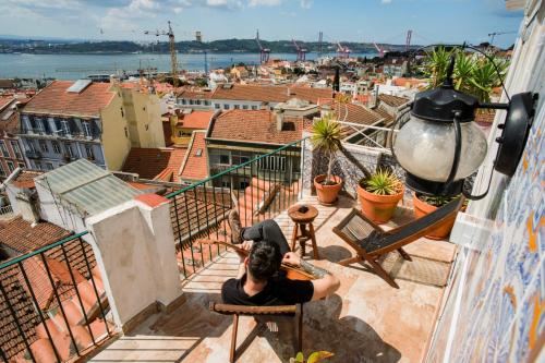 Olympo Shared flat with Amazing River view, Lisbonne