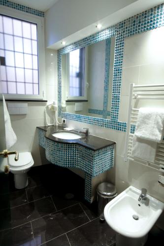 Hotel Canova - image 13