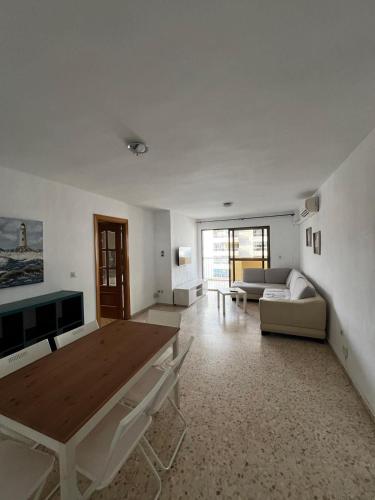 Apartment in beach frontline, Fuengirola (Foto 2)