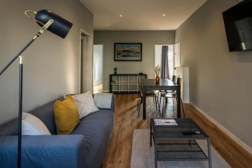 3BR Flat by Casa da Música Central Sleeps 6 E - image 3