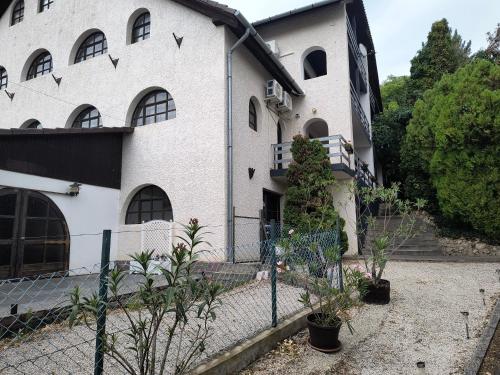 Exterior view, Villa Malazzo in Balatongyorok