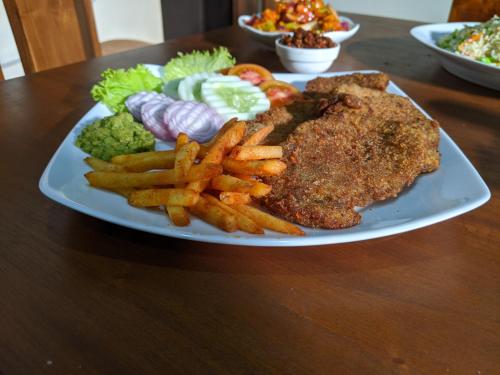Restaurant, Liyanka Guest House in Piliyandala Area