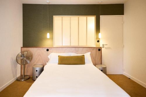 Hôtel Henri IV - image 2