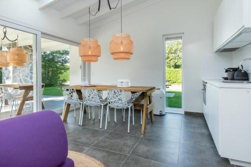 Comoditats, Dennenlaan 11 Kamperland, walking distance lake in Kamperland