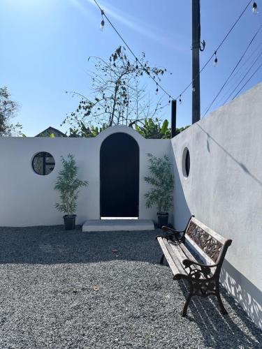 Rumah Petak Melor in เมลอร์