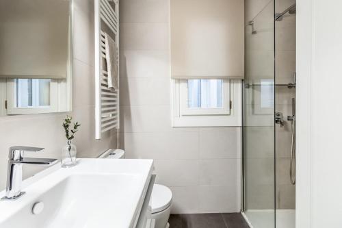 Sauco - 2 bedrooms in Centro, Madrid (photo 3)