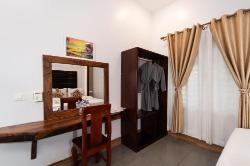 Two-Bedroom Villa image 2