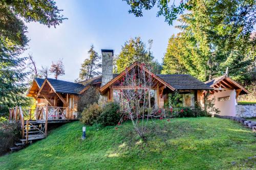 BOG La Florcita - Casa en Puerto Manzano rodeada de bosque in Puerto Manzano