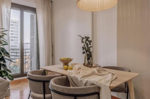 Zarif - 2 bedrooms in Malasaña-Universidad, Madrid (photo 4)