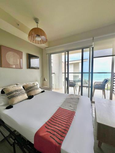 Hermoso refugio costero en Playa Caracol in El Pajonal