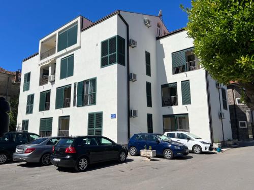 Apartments Nirgilija