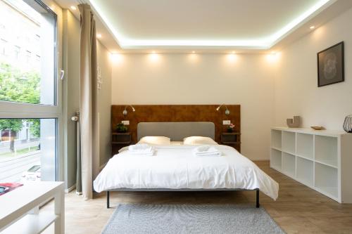 Modern Studio with Queen-Size Bed, Self Check-in K5, Wiedeń