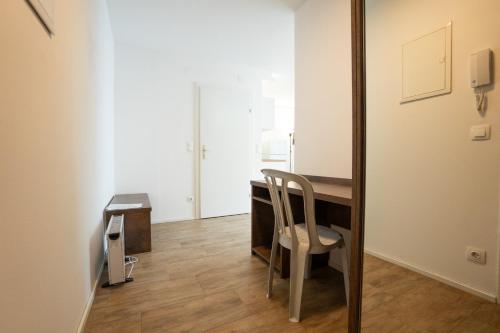Modern Studio with Queen-Size Bed, Self Check-in K5, Wiedeń (zdjęcie 10)