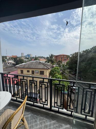 Superb Enclave in Asylum Down