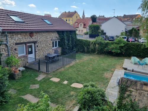 Jolie maison de centre-ville: Le Tournesac - Grand-Charmont