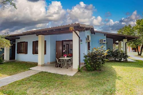 Bungalow image 2