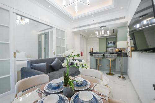 EasyGo- Luxury Living with Resort Facilities and Amenities, Dubai (photo 8)