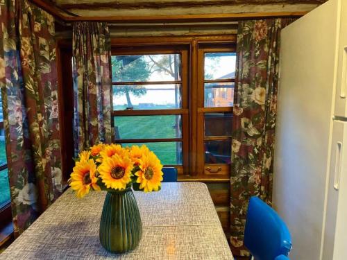 Balsam Lake - 2-Bedroom Cottage #8 in Rosedale (ON)
