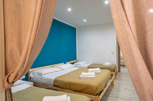 One-Bedroom Apartment image 10