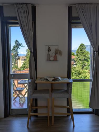 Lake & Montains View Studio with Free Parking, 1Hour from Stresa & Borromean Islands, Luino (fotografie 4)