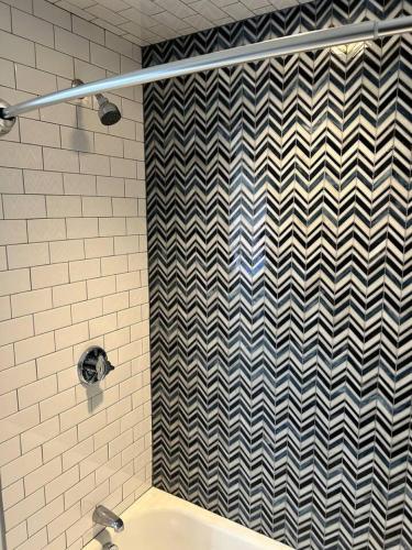 Fitchburg quiet side modern 2BD. in Fitchburg (Massachusetts)