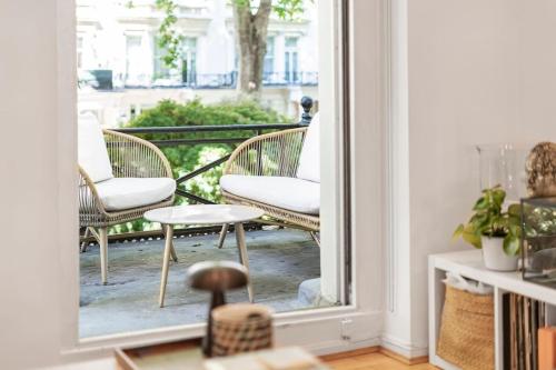 Knightsbridge Home Near Hyde Park and Harrods - image 9