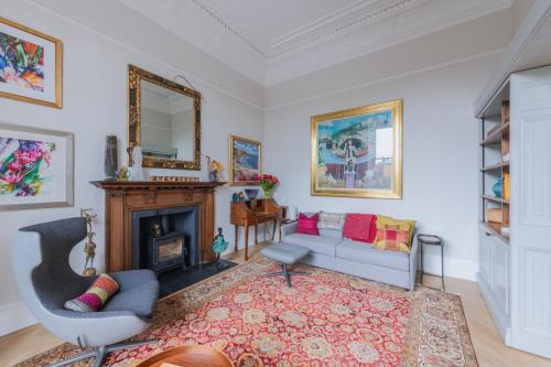 Luxury West End flat with stunning bay window views, Edynburg (zdjęcie 3)