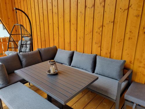 Balcony/terrace, Landhaus Poppler mit Aufzug in Hopferau