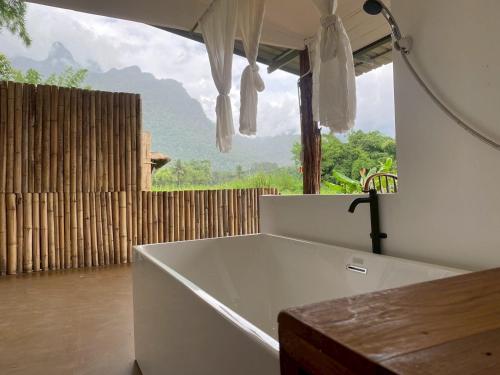 치앙다오 Pond Pond Chiangdao 2성급 게스트하우스 외관