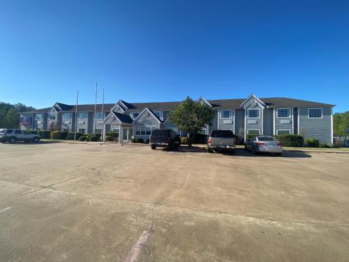 Motel 6 McAlester, OK - South