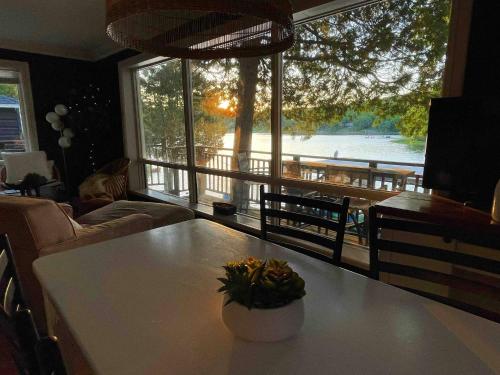 Létesítmények, The Muskoka Nest in Windermere (ON)