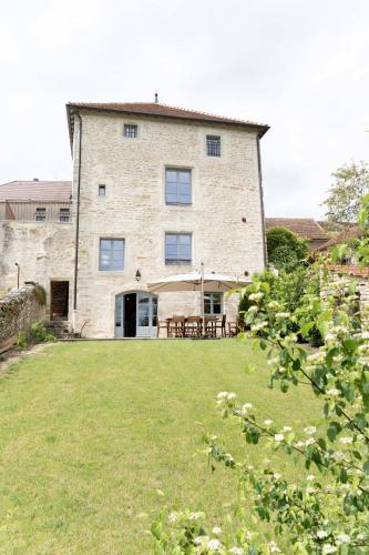 Armance in ปูยี-ออง-โอซัว