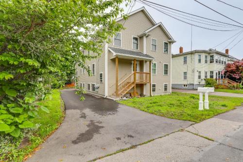 13 Mi to Gillette Stadium Pet-Friendly Apt! in 北阿特爾伯勒