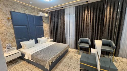 Shedevr Plaza Navoiy in Navoi