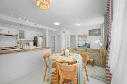 Sage on Ocean Drive Apartments in Miami Beach, USA
