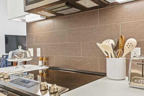 Stunning DTLA Gem 2 bed with pool, gym and parking, Los Angeles (fotografie 6)