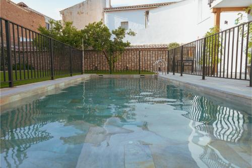 Úszómedence, Alojamientos Citrus El Valle in Restabal