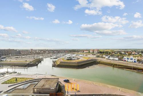 Summer studio with big sunny terrace - Location saisonnière - Blankenberge