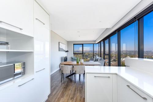 Deluxe Self-Catering Apartment | Park Central 5