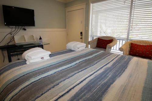 531 Sunsuite - Studio - image 23