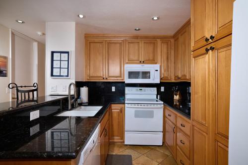 Oceanside Beach Condos in Oceanside, USA