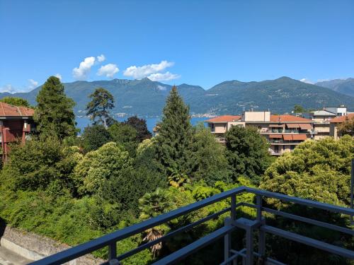 Lake & Montains View Studio with Free Parking, 1Hour from Stresa & Borromean Islands, Luino (fotografie 8)