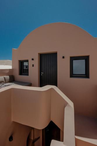 AKRI santorini with heated jacuzzi in 安普雷奧