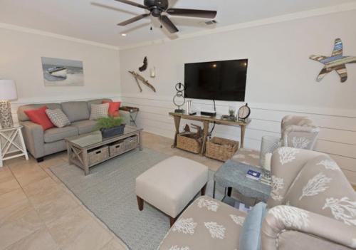 942 Cutter Court at The Sea Pines Resort in Harbour Town