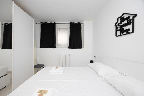 Spacious 70 mq Apartment Self Check-in ,Free Parking, San Siro, Milán (foto 11)